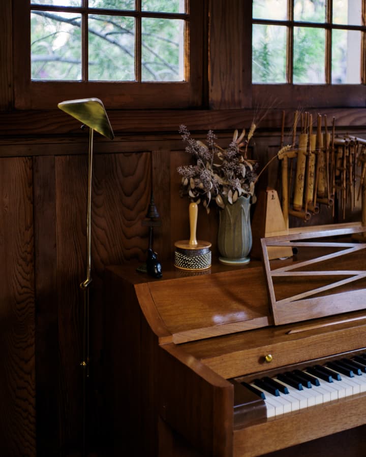 A corner of Andyâs house.